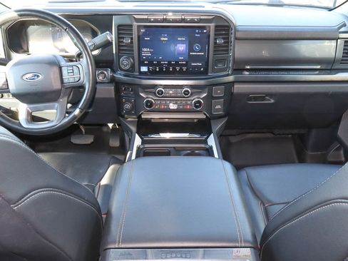 Used 2023 Ford F350 Lariat w/ Lariat Ultimate Package AWD/4WD image 10