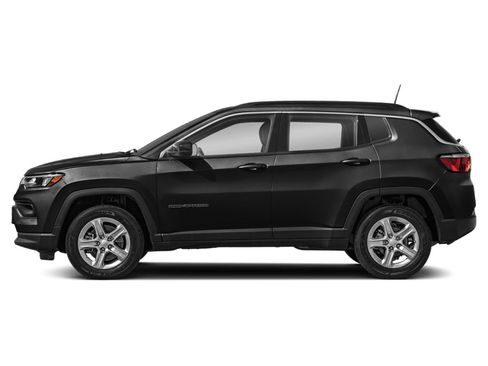 Used 2023 Jeep Compass Sport AWD/4WD image 2
