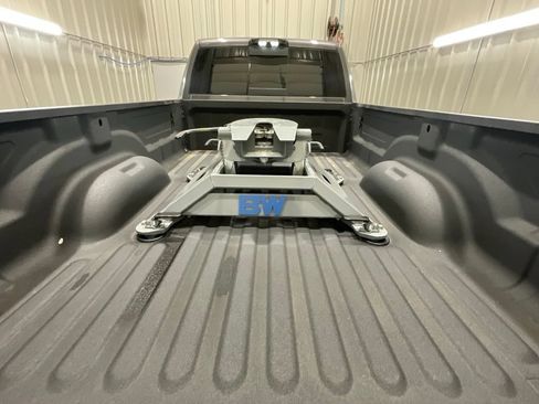 Used 2025 RAM 3500 Big Horn AWD/4WD image 28