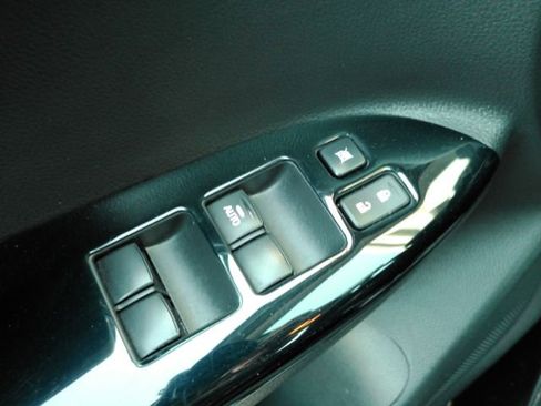 Used 2024 Mitsubishi Eclipse Cross LE image 33