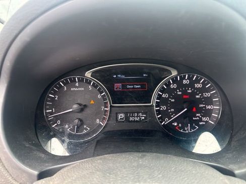 Used 2013 Nissan Altima 2.5 S FWD image 14