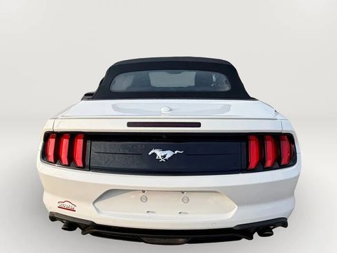 Used 2023 Ford Mustang Premium image 4