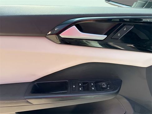 Used 2025 Volkswagen Taos S image 20