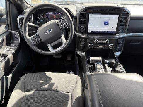 Used 2023 Ford F150 XLT image 5