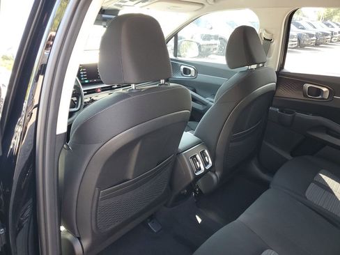 New 2026 Kia Sorento LX FWD image 16