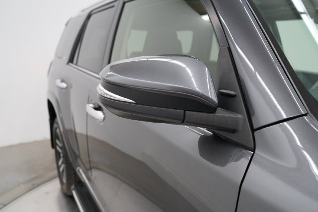 Used 2021 Toyota 4Runner Limited AWD/4WD image 51