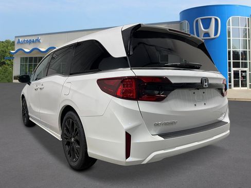 New 2026 Honda Odyssey Sport-L image 3