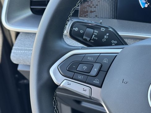 Certified 2025 Volkswagen Tiguan S AWD/4WD image 18