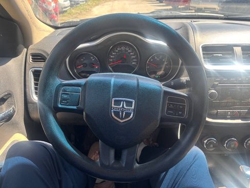 Used 2011 Dodge Avenger Express FWD image 14
