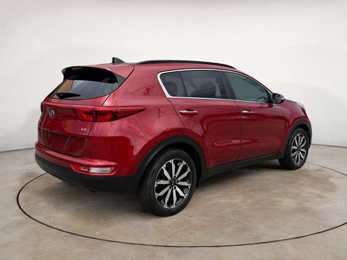 Used 2019 Kia Sportage EX w/ EX Technology Package FWD image 3