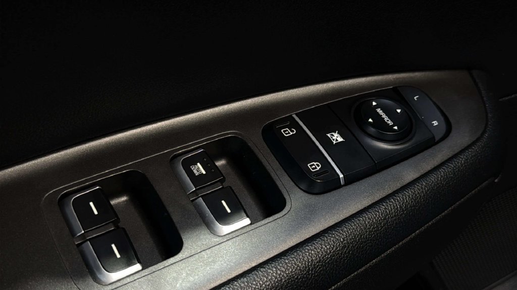 Used 2018 Kia Optima S w/ Panoramic Sunroof Package FWD image 19