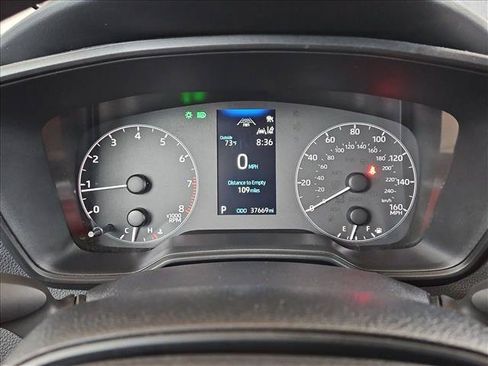 Used 2025 Toyota Corolla LE FWD image 11
