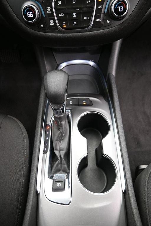 Used 2025 Chevrolet Malibu LT FWD image 18