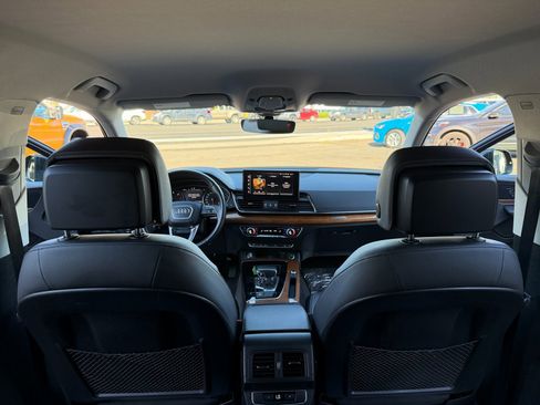 Used 2022 Audi Q5 2.0T Premium image 16