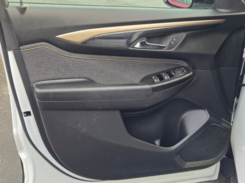 Certified 2024 Chevrolet TrailBlazer ACTIV w/ Driver Confidence Package image 17