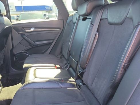 Used 2022 Audi SQ5 Premium Plus w/ Premium Plus Package image 17