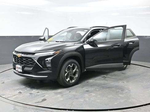 New 2026 Chevrolet Trax LT w/ Driver Confidence Package FWD image 51