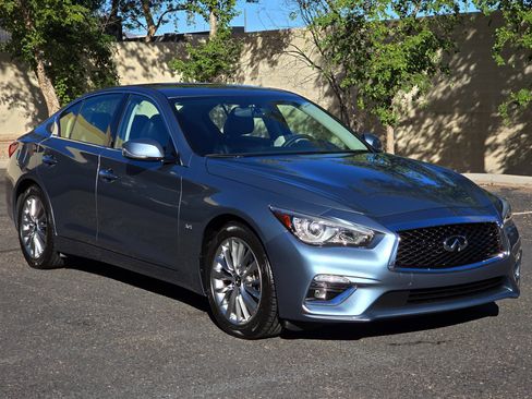 Used 2020 INFINITI Q50 Luxe image 2