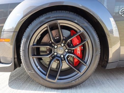Used 2023 Dodge Challenger SRT Hellcat Widebody image 30