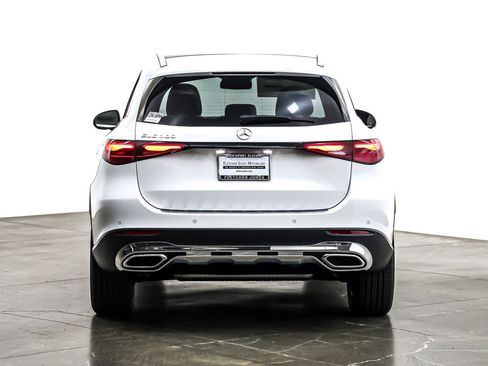 New 2026 Mercedes-Benz GLC 300 image 3