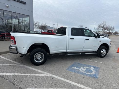 Used 2024 RAM 3500 Big Horn image 30