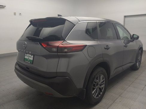 Used 2023 Nissan Rogue S FWD image 9