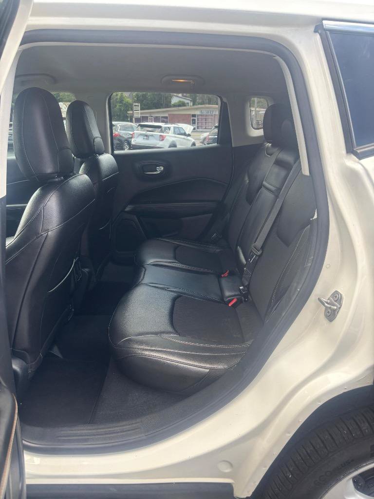 Used 2018 Jeep Compass Latitude w/ Popular Equipment Group AWD/4WD image 23