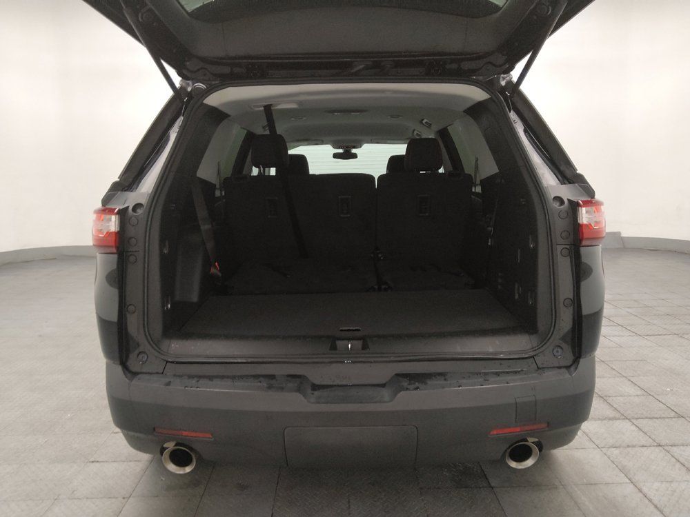 Used 2020 Chevrolet Traverse LS w/ LPO, Floor Liner Package FWD image 29