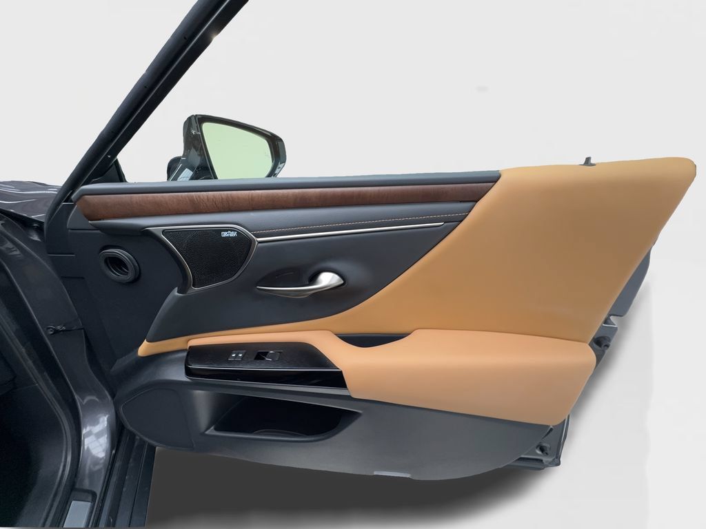 Used 2023 Lexus ES 300h w/ Accessory Package (Z1) FWD image 35