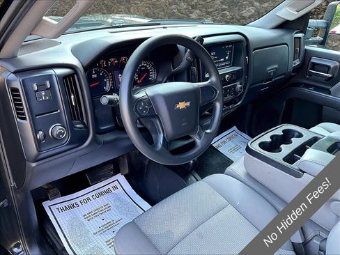 Used 2019 Chevrolet Silverado 2500 W/T AWD/4WD image 12