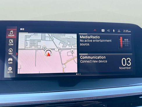 Used 2025 BMW Z4 sDrive30i w/ Premium Package image 19