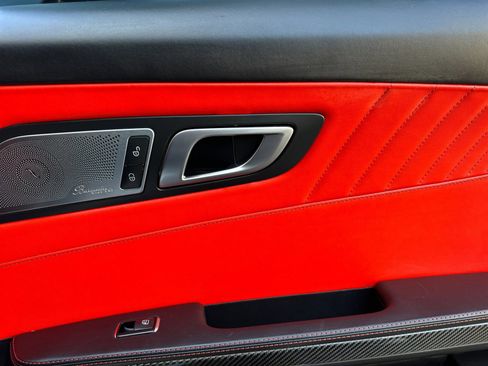 Used 2016 Mercedes-Benz AMG GT S image 15