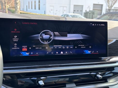 New 2026 BMW X5 M60i image 32