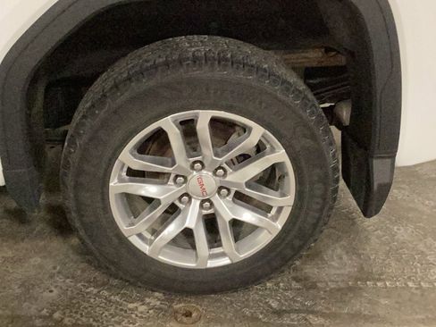 Used 2022 GMC Sierra 1500 SLT w/ SLT Premium Plus Package image 8