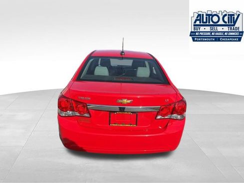 Used 2016 Chevrolet Cruze LT FWD image 4