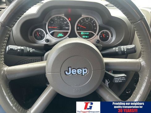 Used 2010 Jeep Wrangler Unlimited Rubicon w/ Trailer Tow Group image 14