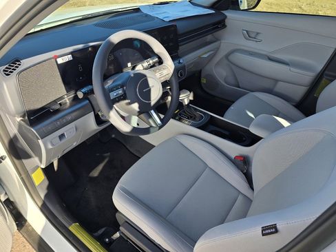 New 2026 Hyundai Kona SE image 25