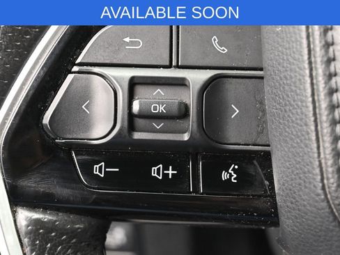 Used 2023 Toyota Tundra Platinum w/ Advanced Package AWD/4WD image 17