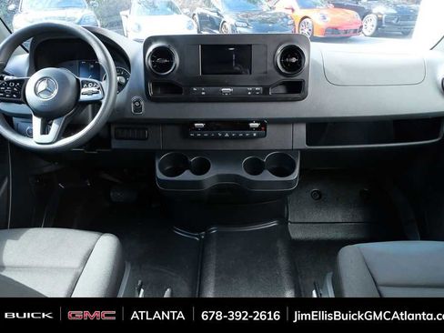 Used 2024 Mercedes-Benz Sprinter 2500 image 18