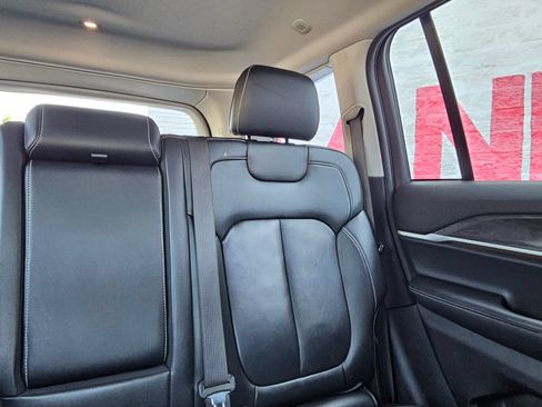 Used 2022 Jeep Grand Cherokee Limited RWD image 26