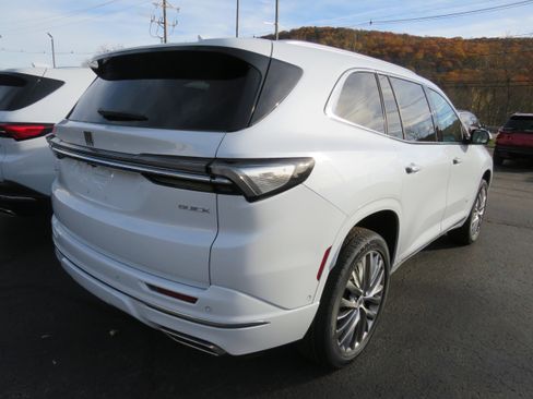 New 2026 Buick Enclave Avenir w/ Super Cruise Package image 6