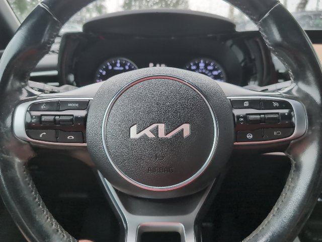 Used 2022 Kia K5 GT-Line FWD image 11