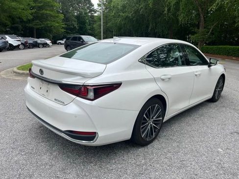 Used 2023 Lexus ES 300h w/ Premium Package FWD image 9