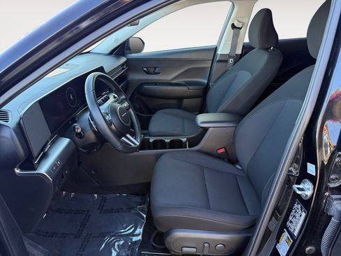 Used 2024 Hyundai Kona SEL FWD image 10