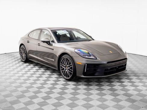 New 2026 Porsche Panamera 4 image 6