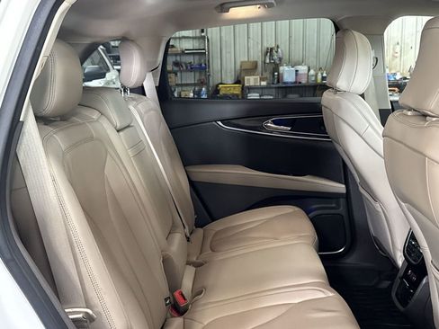 Used 2022 Lincoln Nautilus Reserve w/ Equipment Group 201A image 31