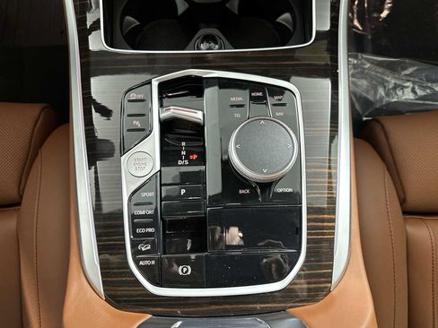 New 2026 BMW X5 M60i w/ Climate Comfort Package image 16