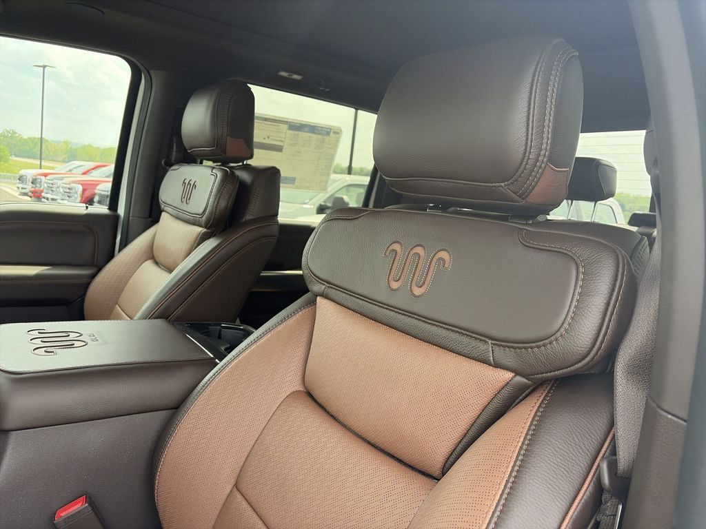 New 2026 Ford F250 King Ranch w/ Chrome Package AWD/4WD image 11