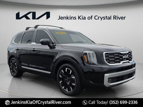 Used 2024 Kia Telluride SX Prestige w/ Towing Package AWD/4WD image 1
