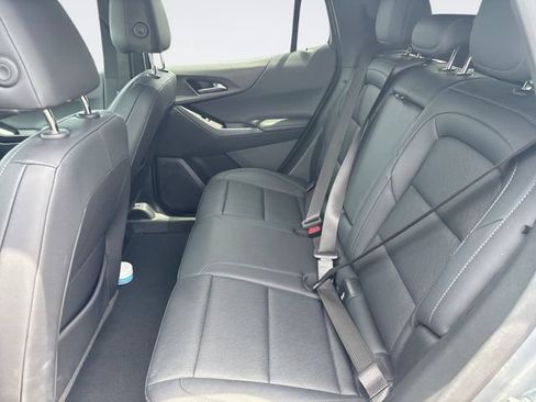 Used 2025 Chevrolet Equinox LT w/ Convenience Package II FWD image 23